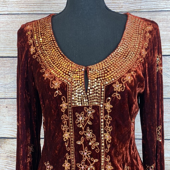 Rust Red Sequin Velvet Keyhole Blouse - Picture 2 of 5